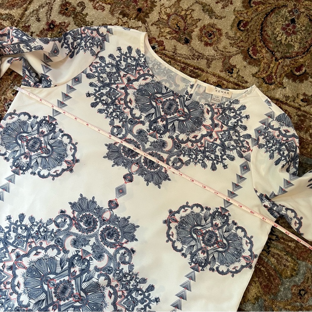 Abstract Paisley Top - Picture 10 of 10